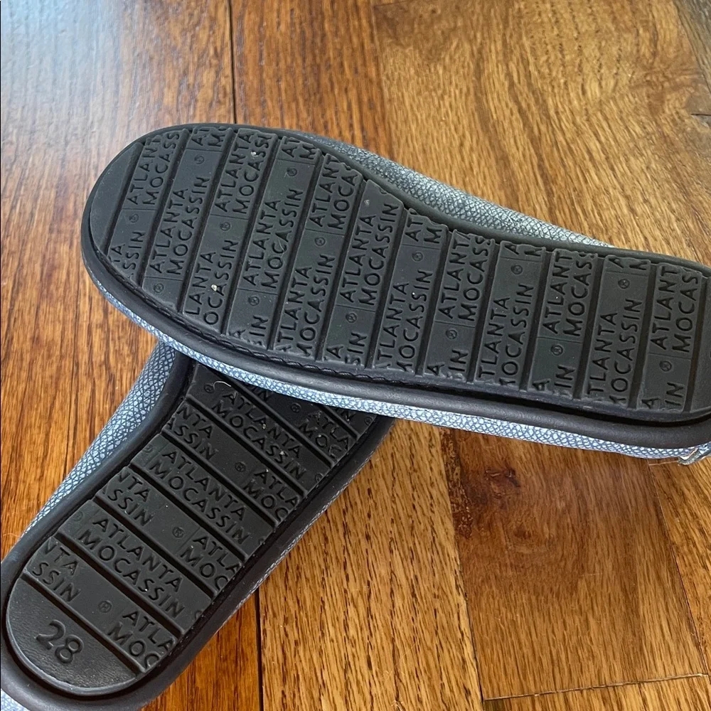 Kids Atlanta Mocassins Gray Metallic Moccasin Loafers - Slip-On Comfort sz 28